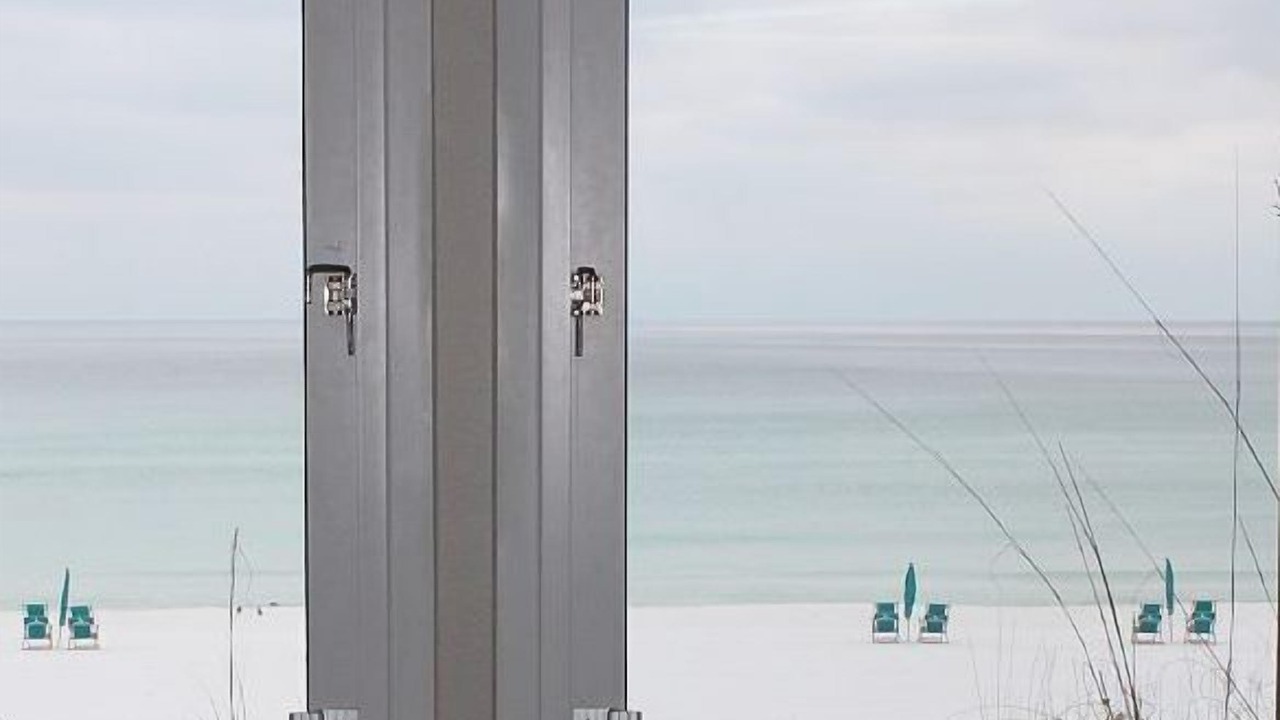 Photo of Bedroom in Crystal Beach