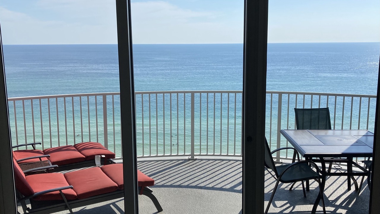 Photo of Bedroom in Long Beach