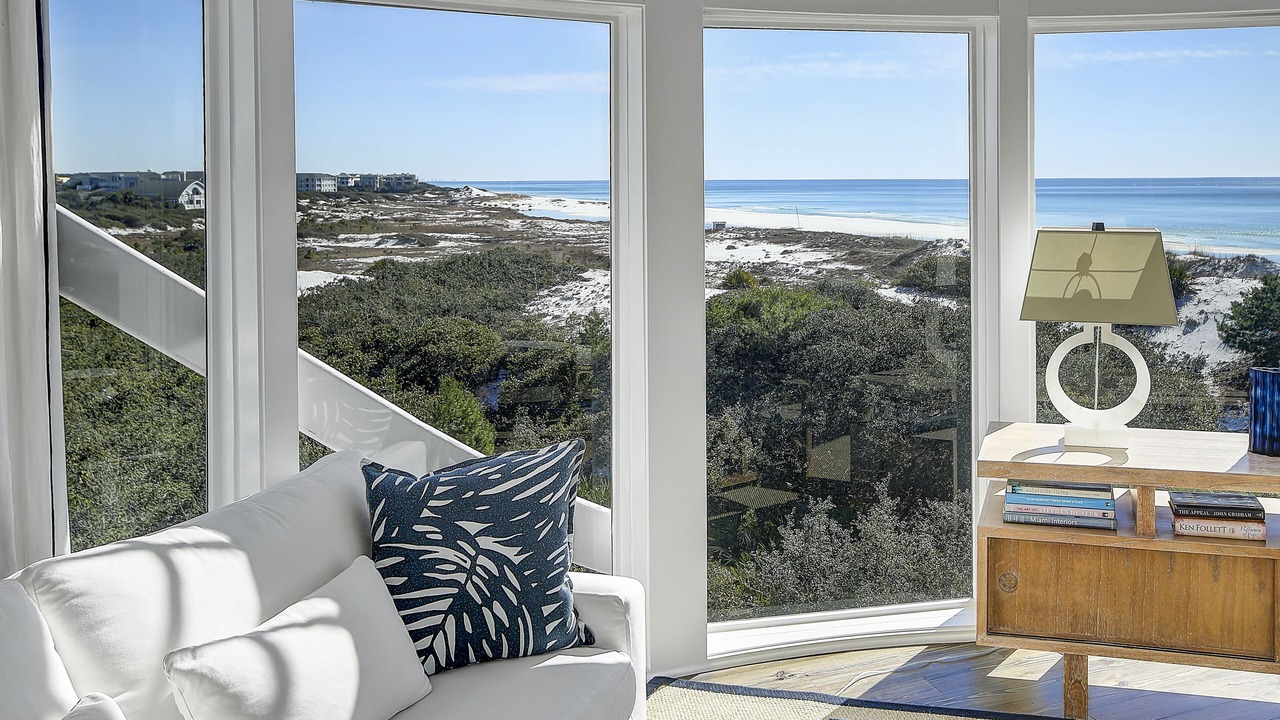 Photo of Livingroom in WaterSound Beach