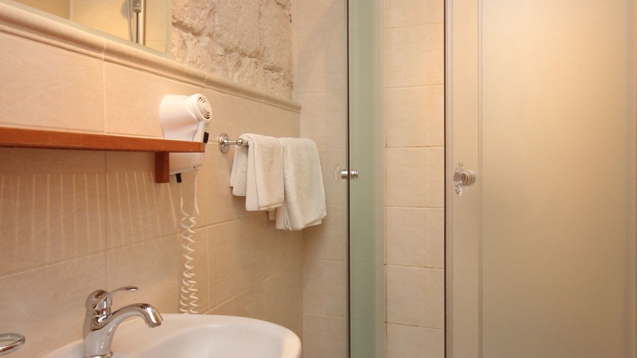Photo of Bathroom in Komiza
