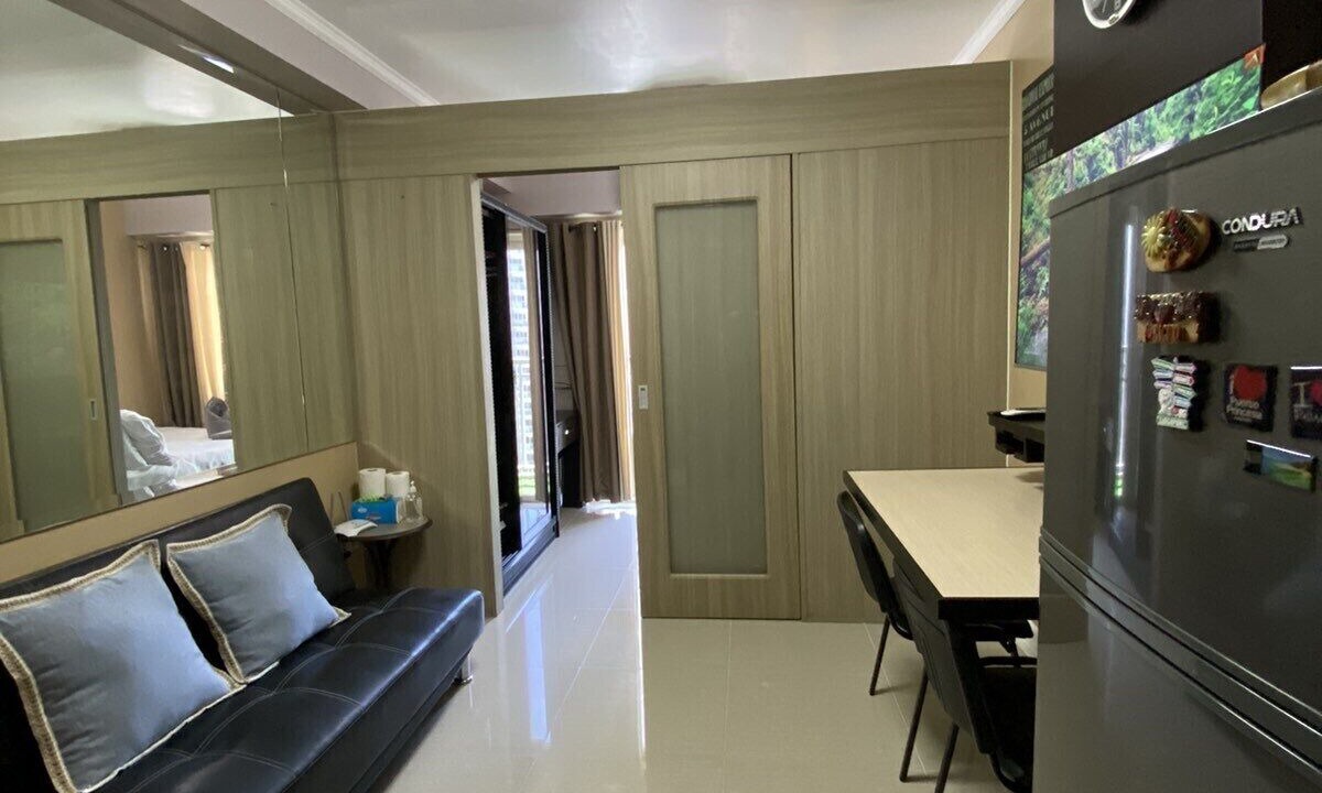 Photo of Livingroom in Barangay 76