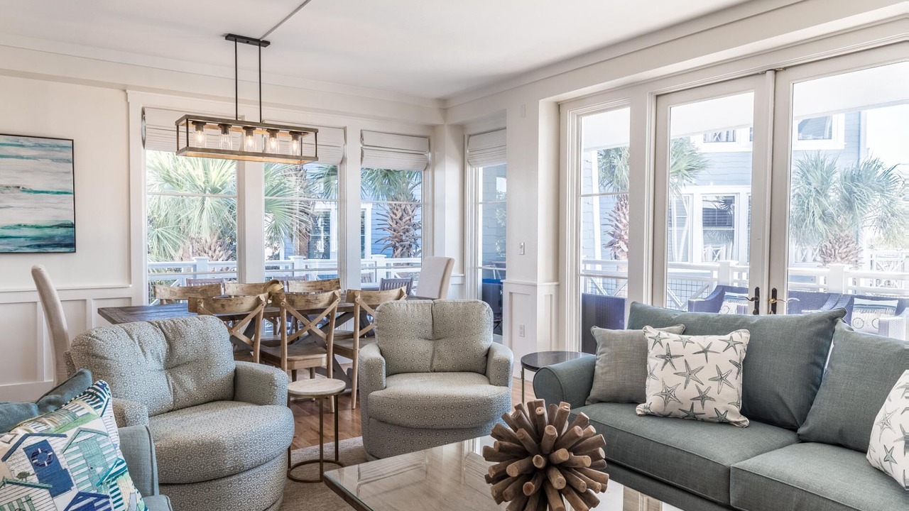 Photo of Livingroom in WaterSound Beach