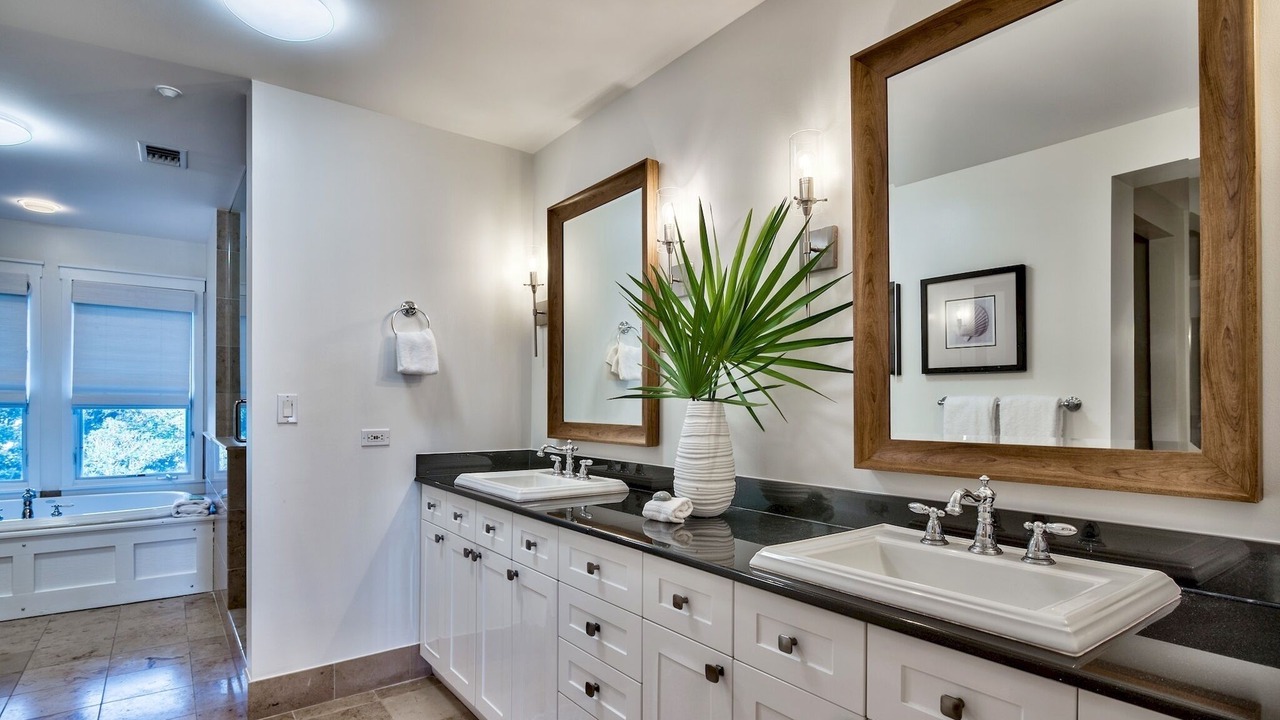 Photo of Bathroom in WaterSound Beach