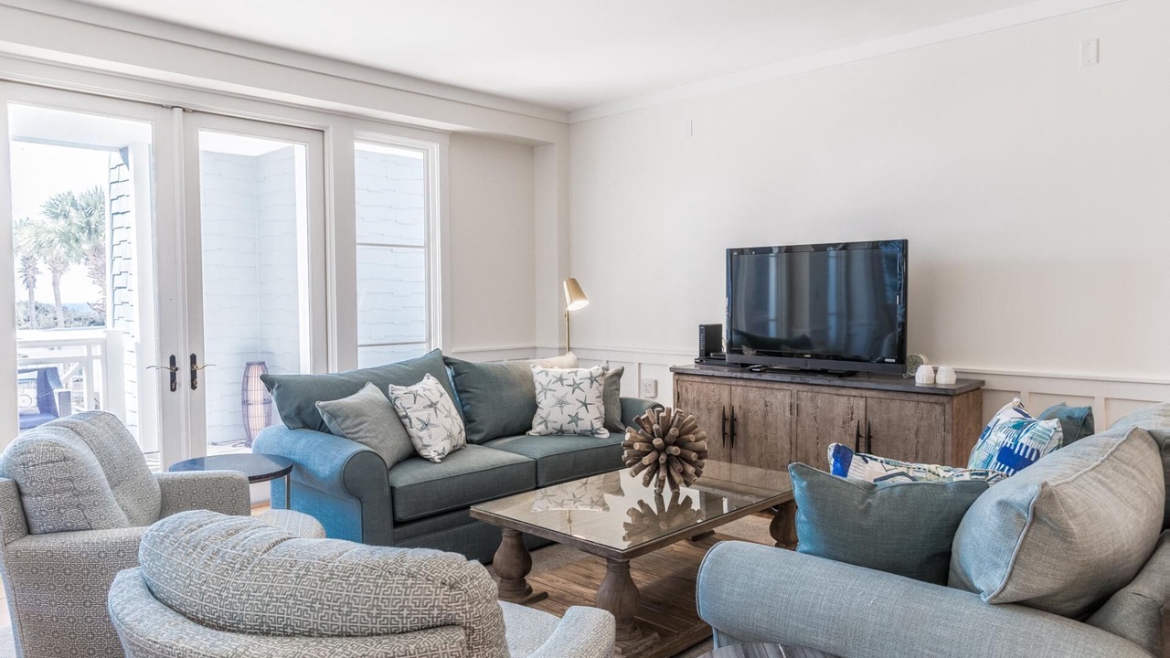 Photo of Livingroom in WaterSound Beach
