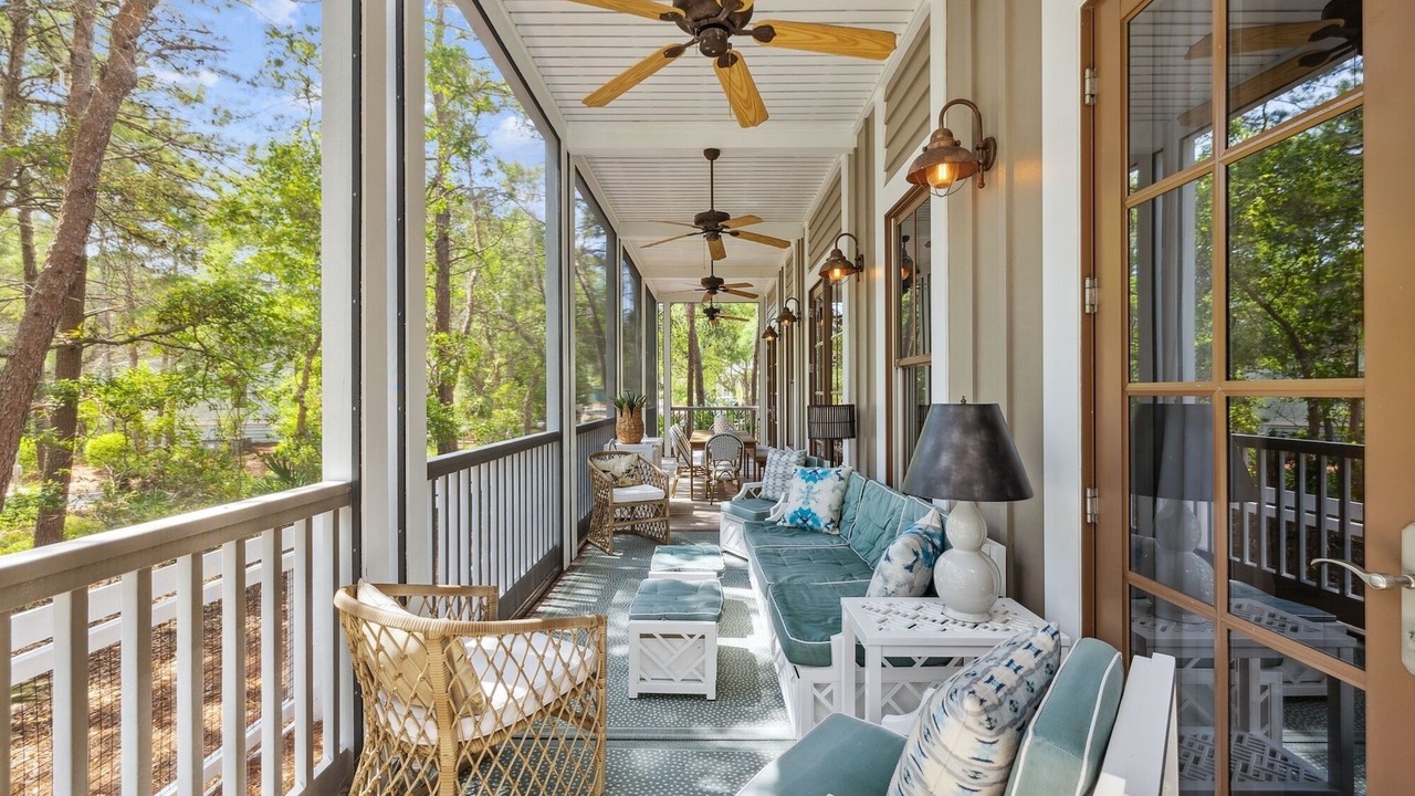 Photo of Patio Balcony in Cottage District