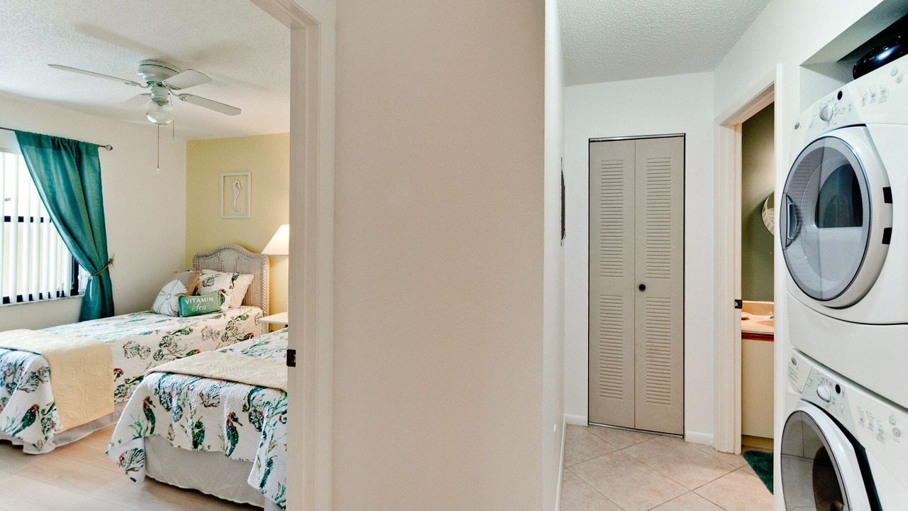Photo of Bedroom in Trailer Estates