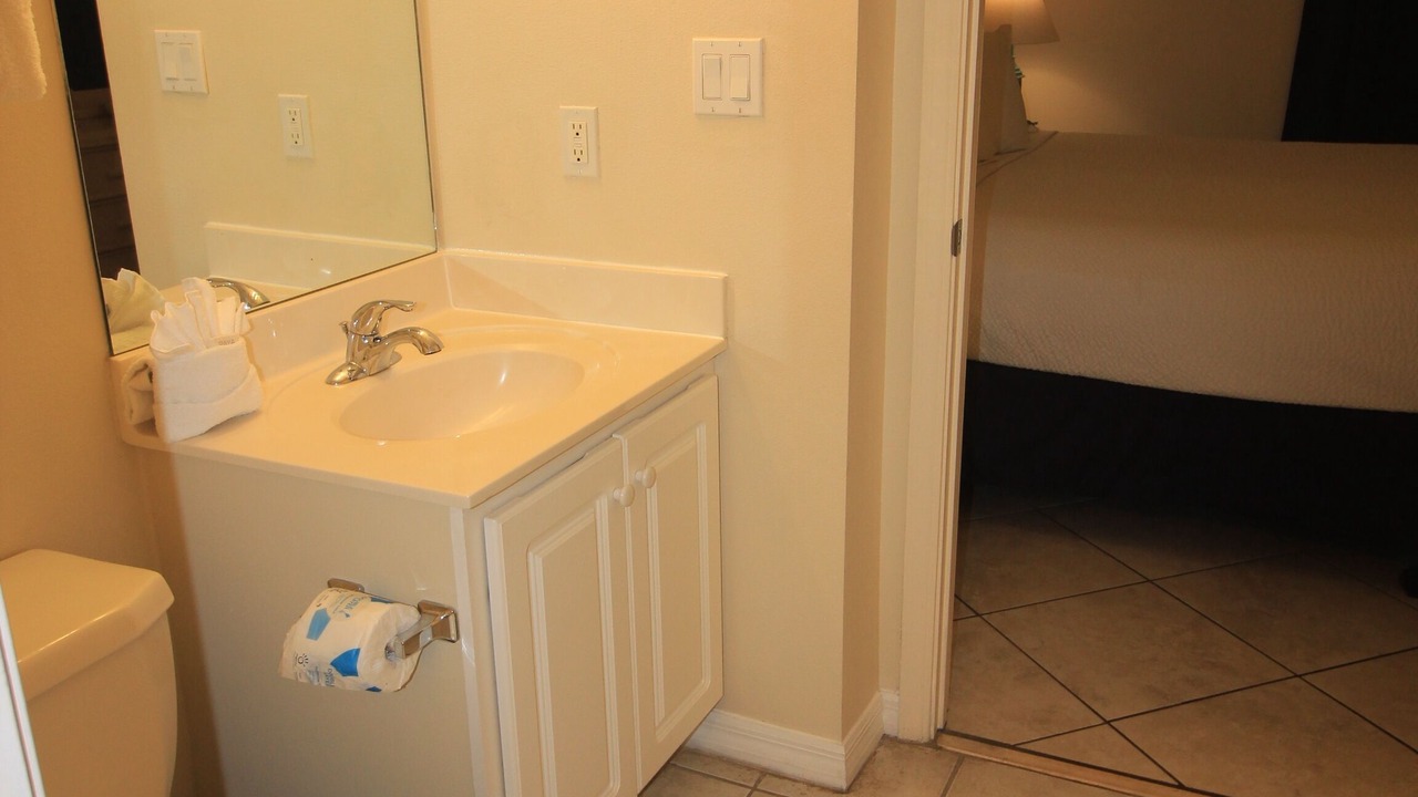 Photo of Bathroom in Navarre Beach