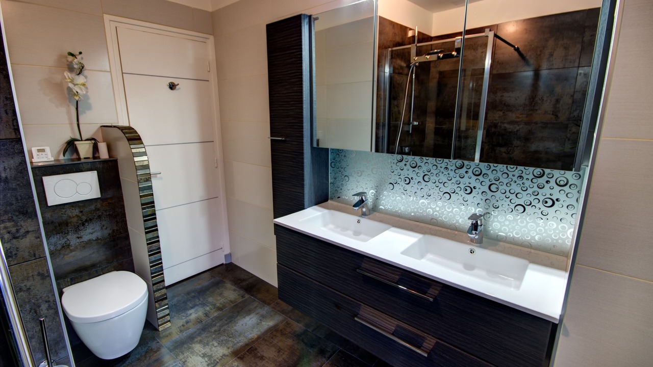 Photo of Bathroom in Port de St Goustan