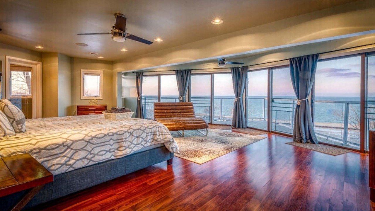Photo of Bedroom in Miller Beach