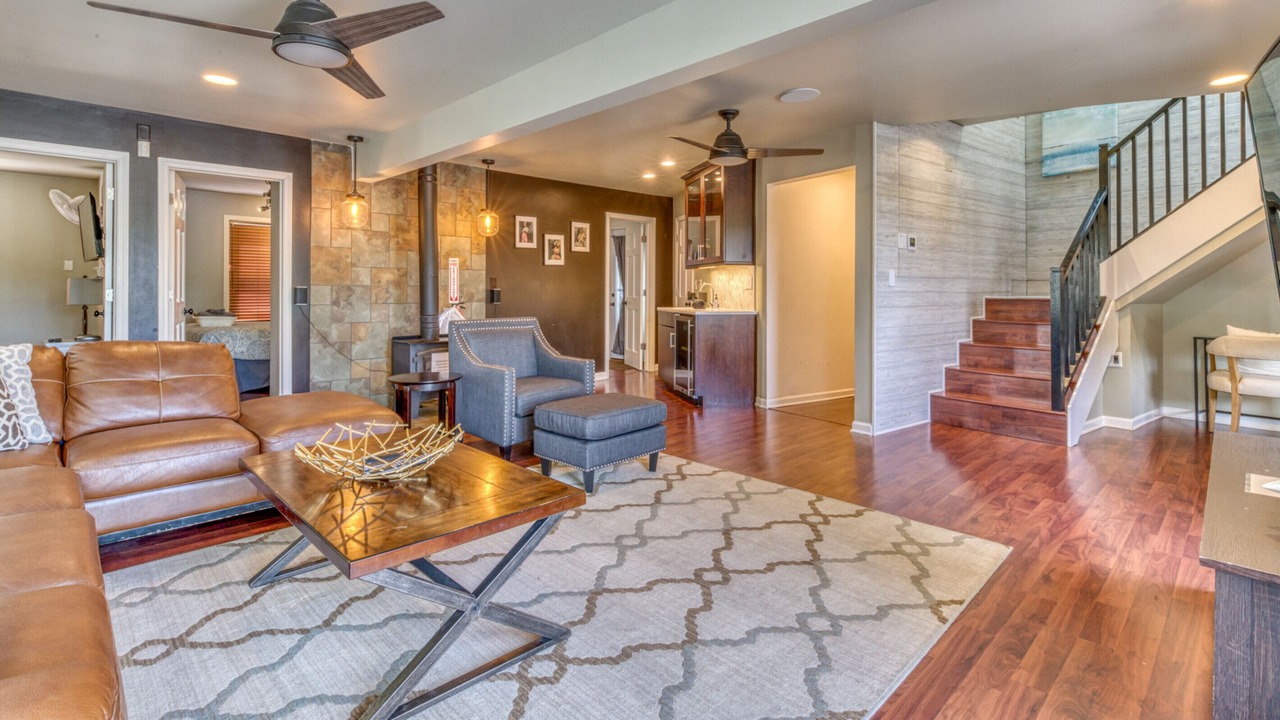 Photo of Livingroom in Miller Beach