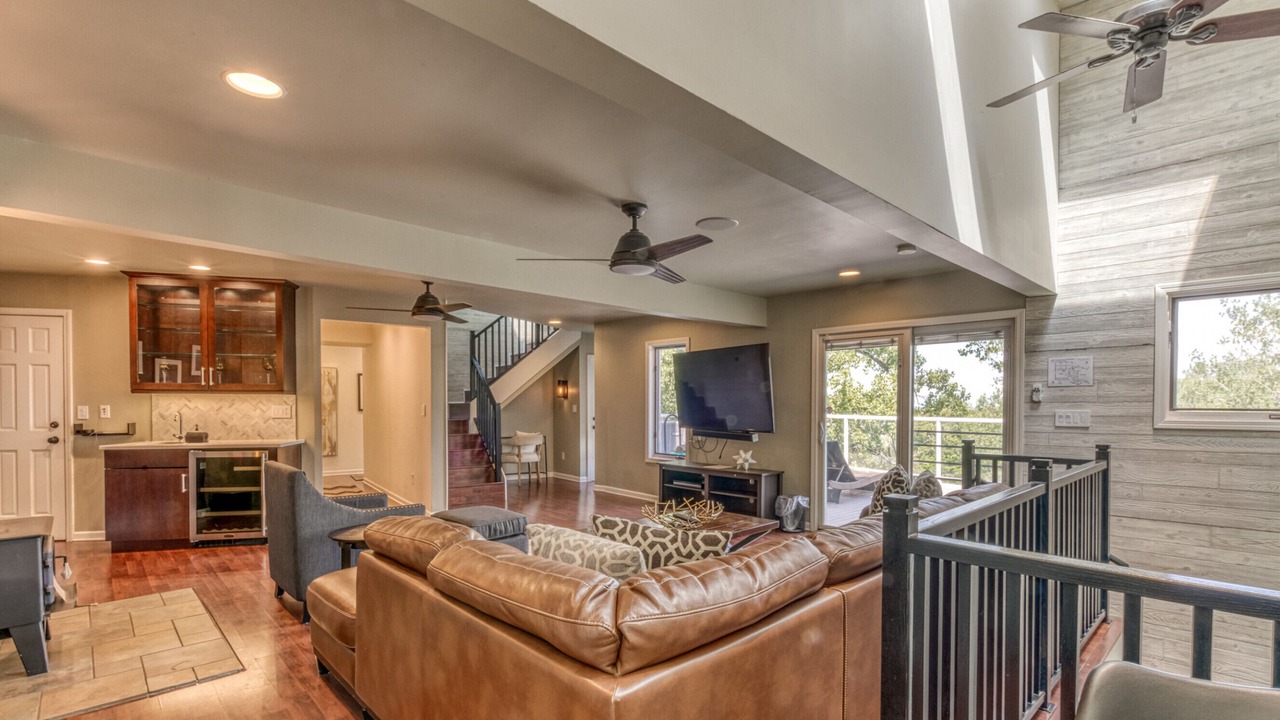 Photo of Livingroom in Miller Beach