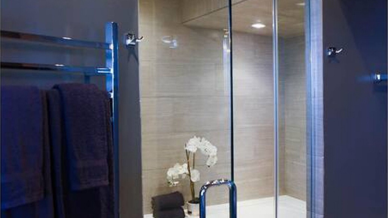 Photo of Bathroom in Miller Beach