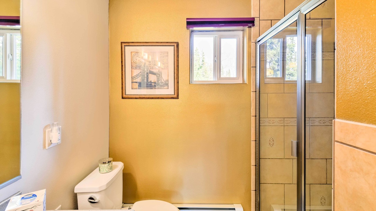 Photo of Bathroom in Mid-Hillside