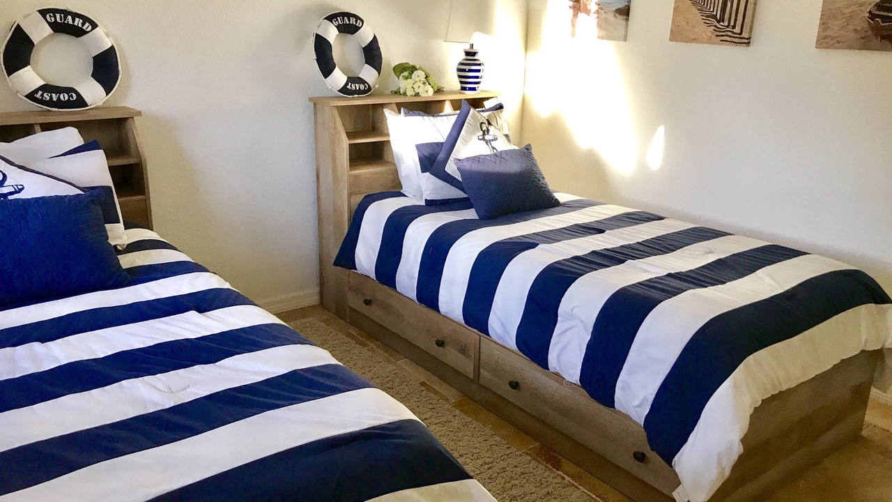Photo of Bedroom in Pelican