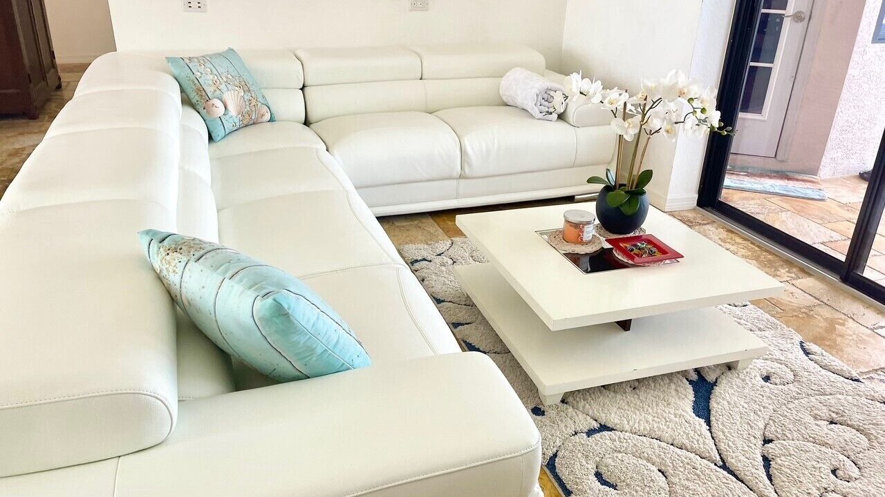 Photo of Livingroom in Pelican