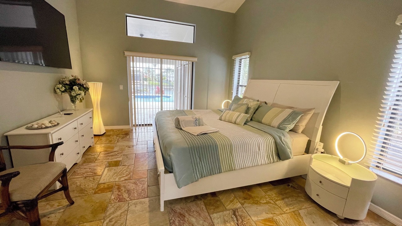 Photo of Bedroom in Pelican