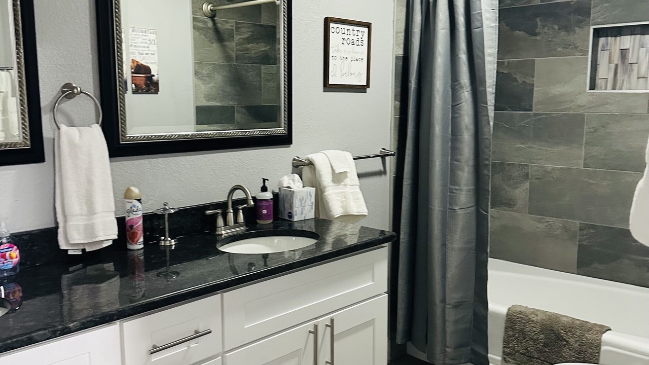 Photo of Bathroom in Citrus Springs