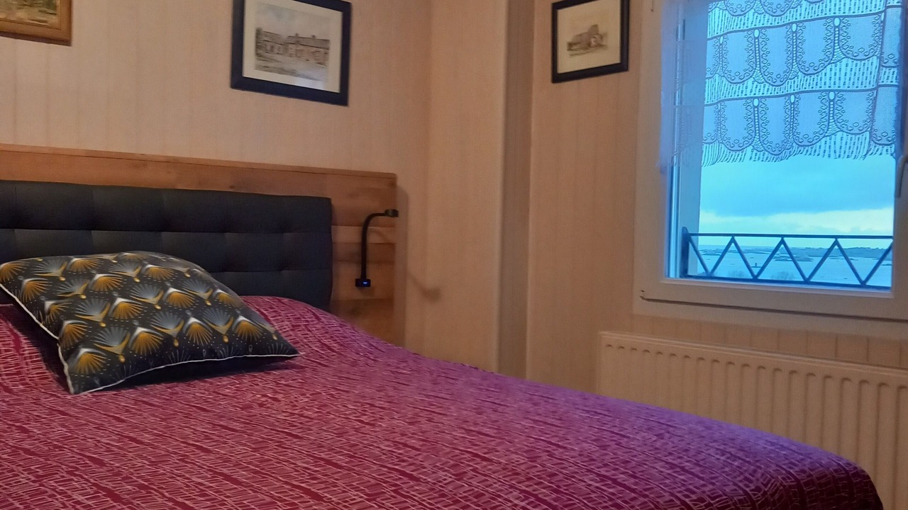Photo of Bedroom in Ploubazlanec
