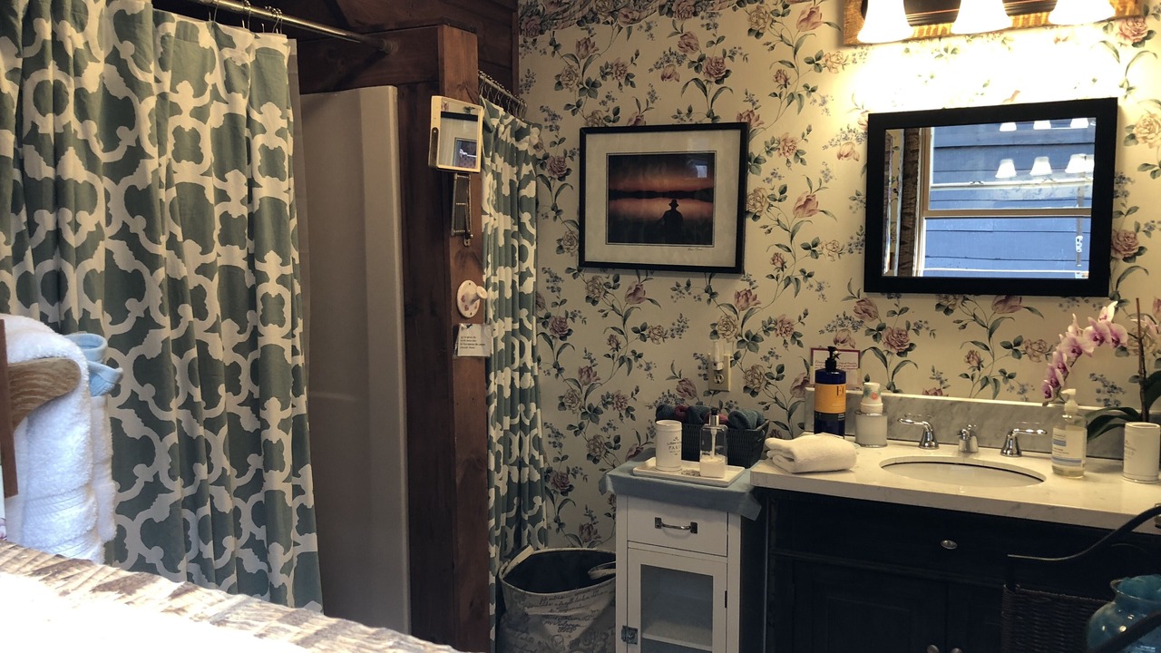 Photo of Bathroom in Hillcrest