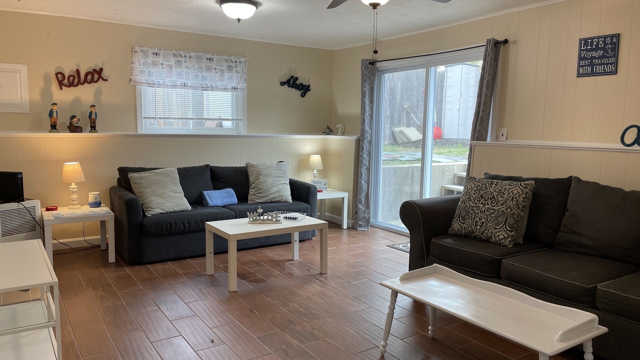 Photo of Livingroom in Dennis Port