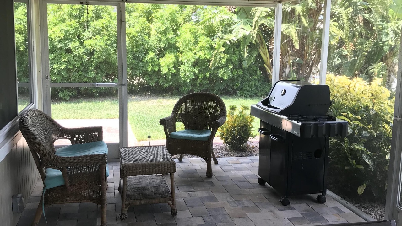 Photo of Patio Balcony in Yacht Club