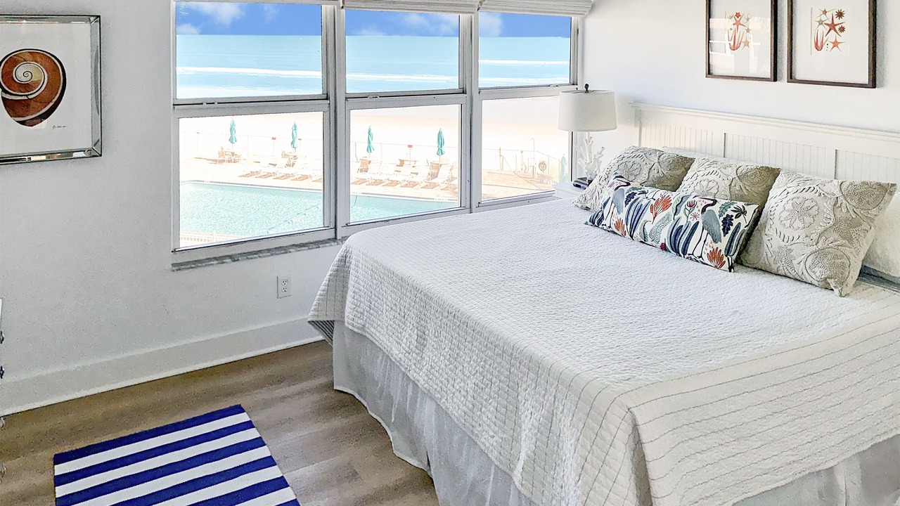 Photo of Bedroom in Crescent Beach