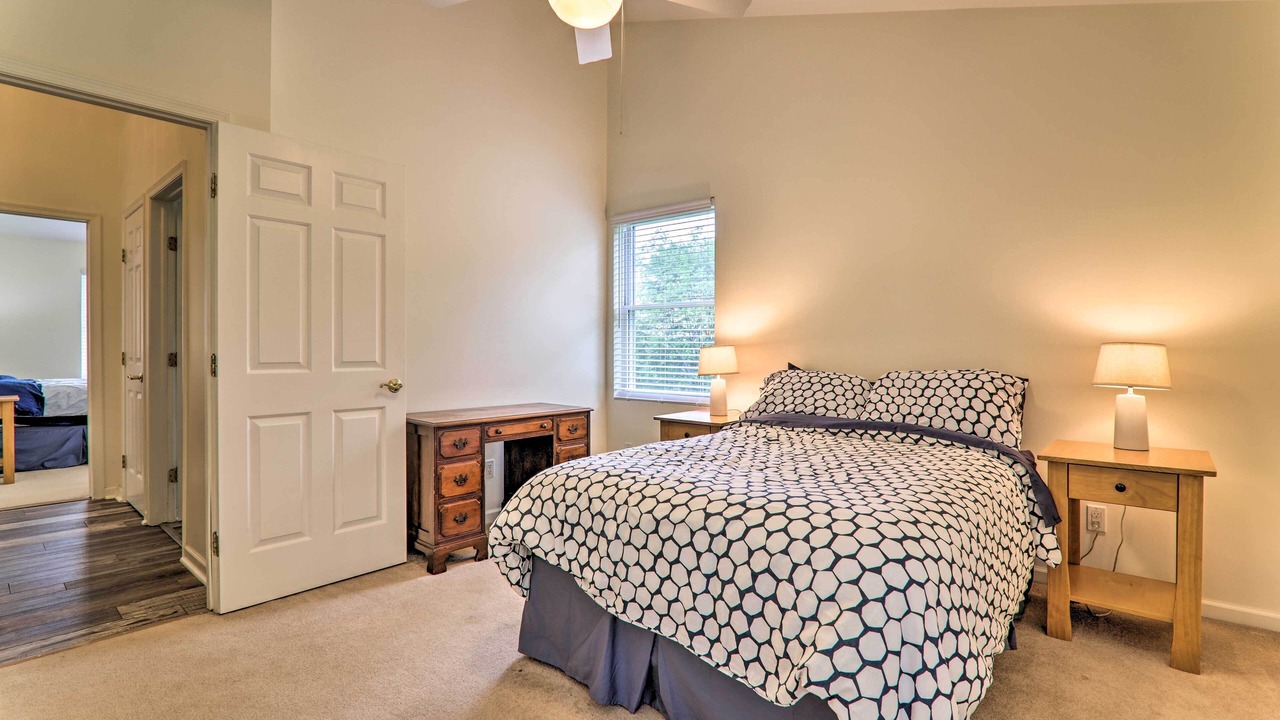 Photo of Bedroom in Thompson