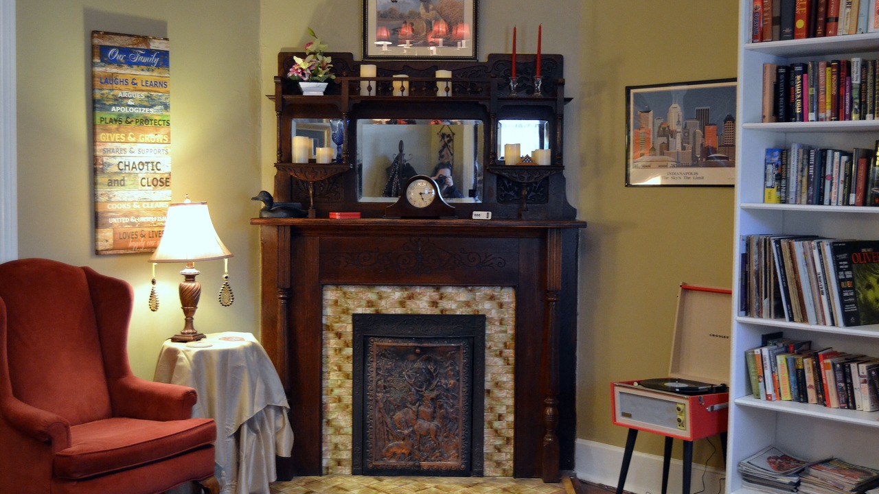 Photo of Bedroom in Lockerbie Square