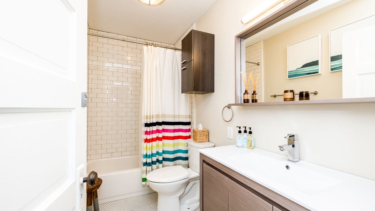 Photo of Bathroom in Lakeside