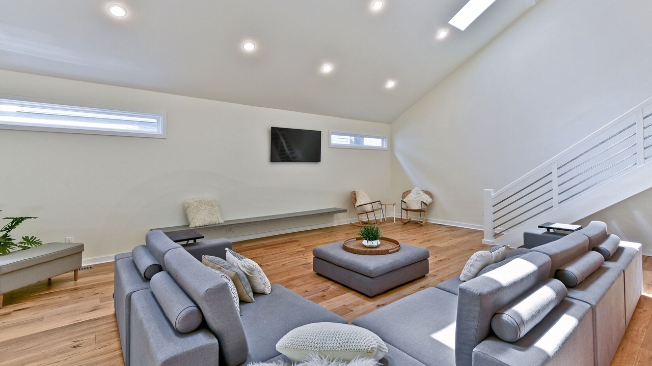 Photo of Livingroom in Northeast Virginia Beach