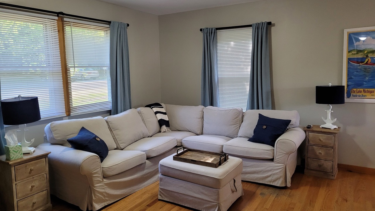 Photo of Livingroom in Miller Beach