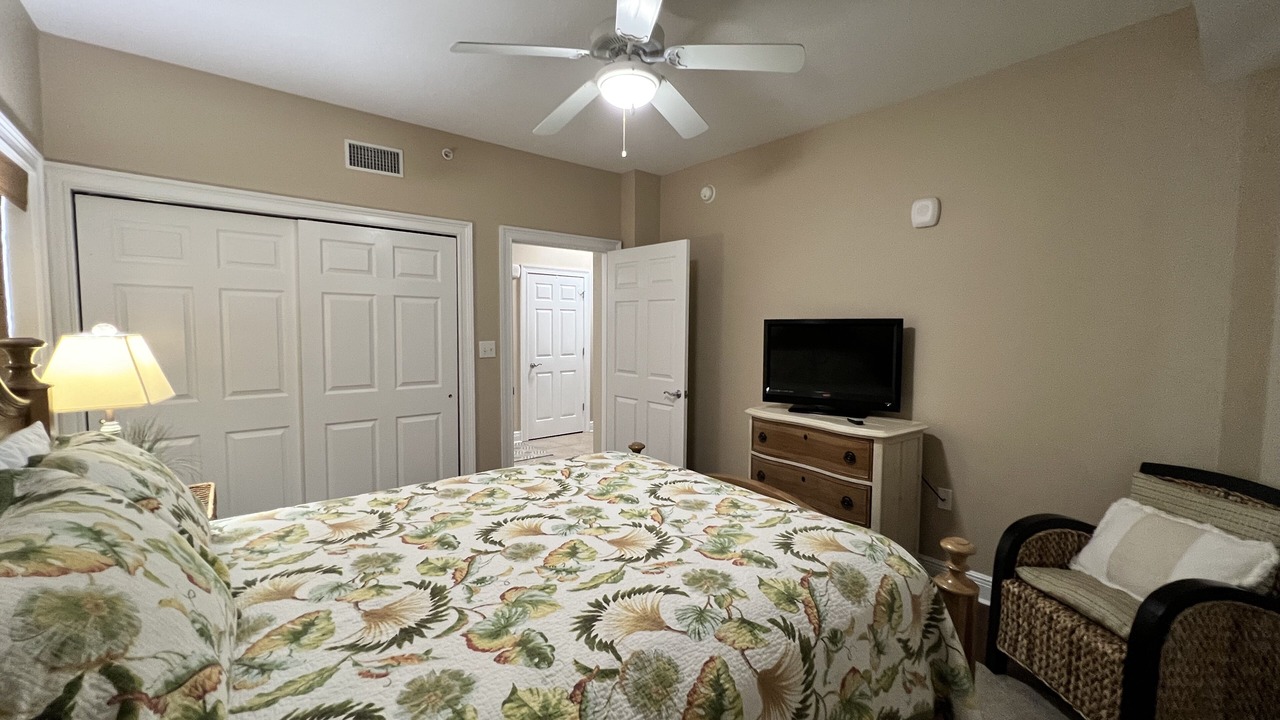 Photo of Bedroom in Mexico Beach