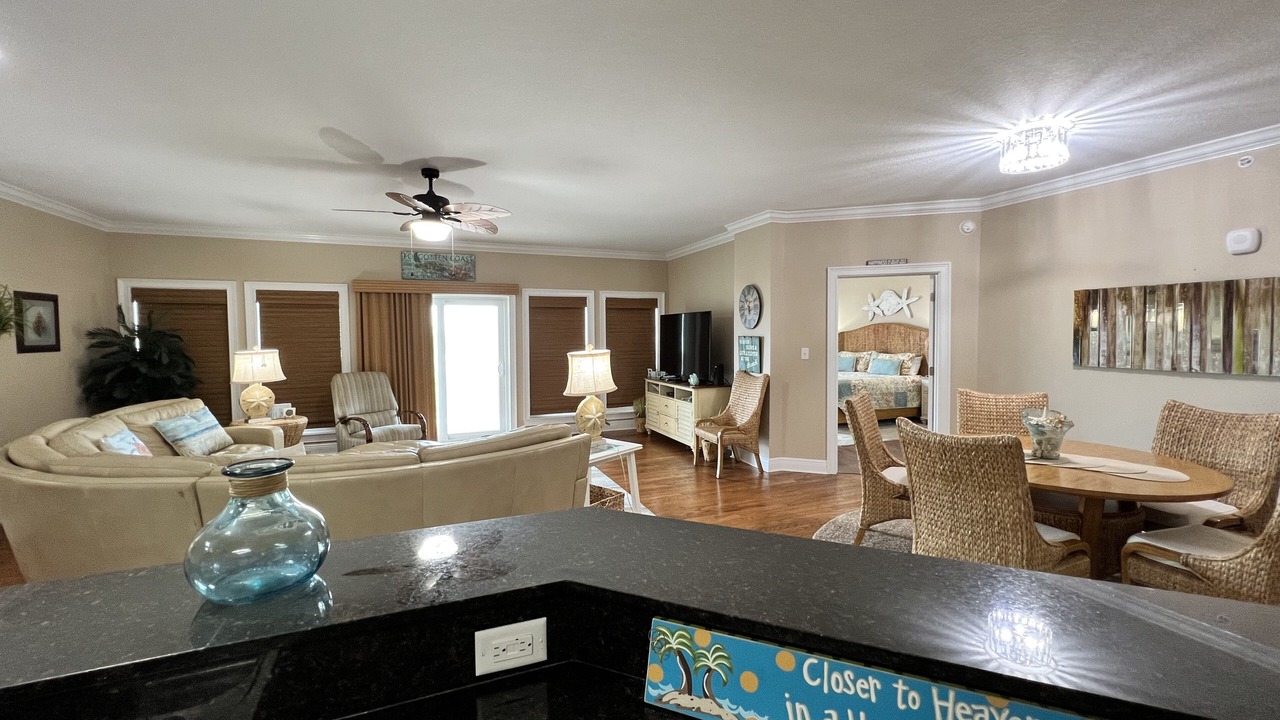 Photo of Livingroom in Mexico Beach