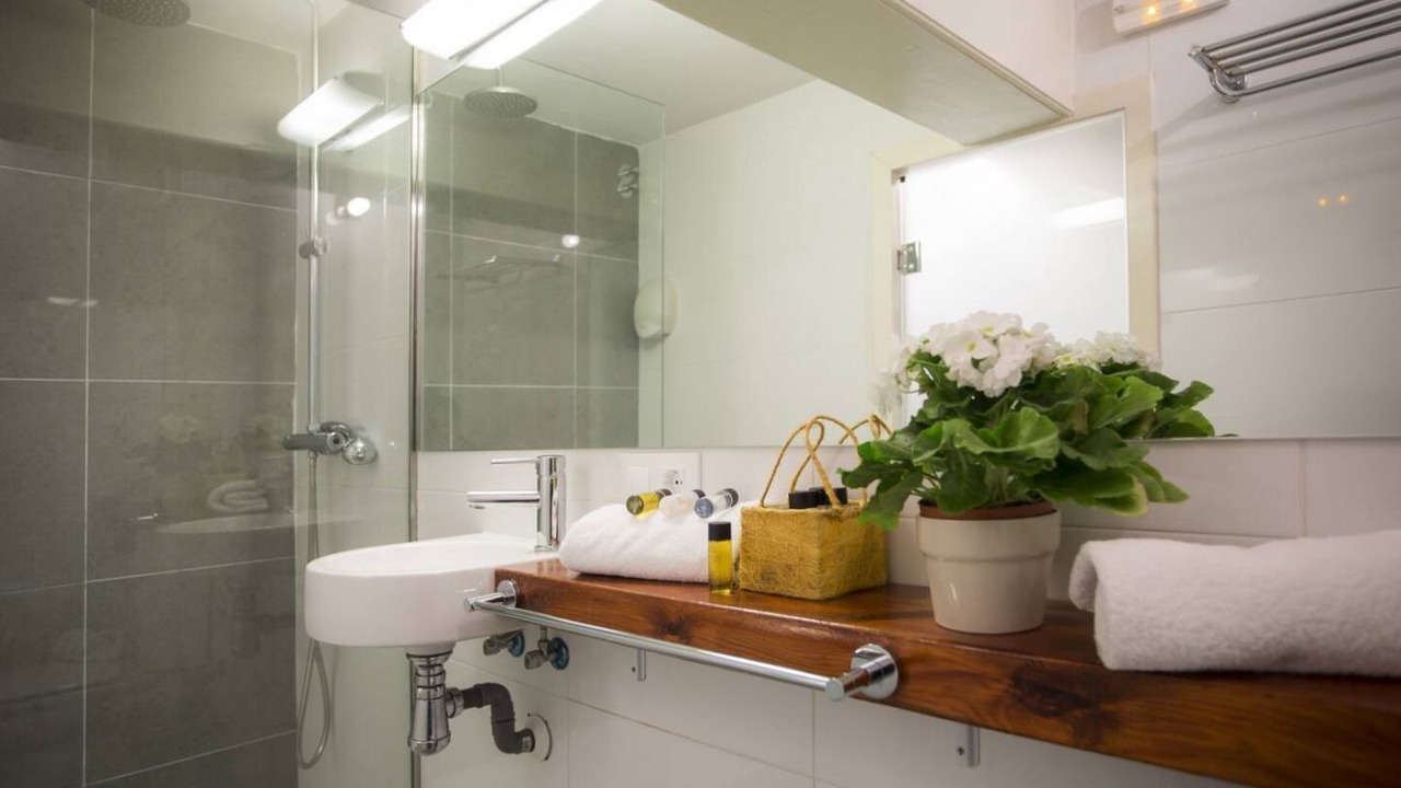 Photo of Bathroom in El Botanic