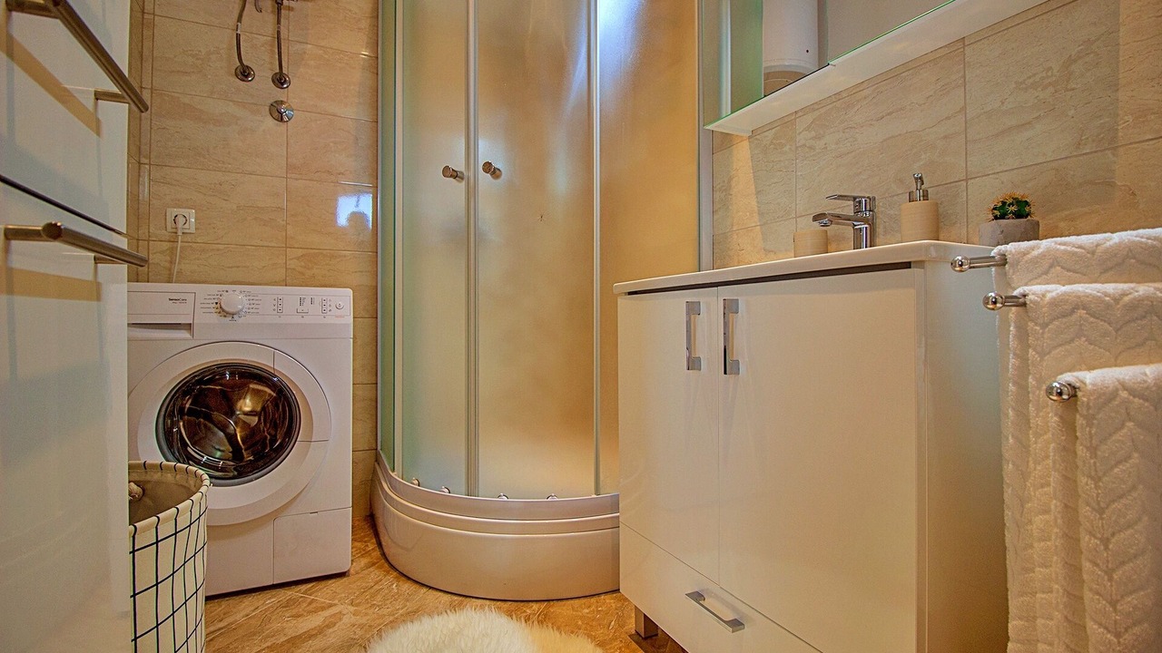 Photo of Bathroom in Zvecanje