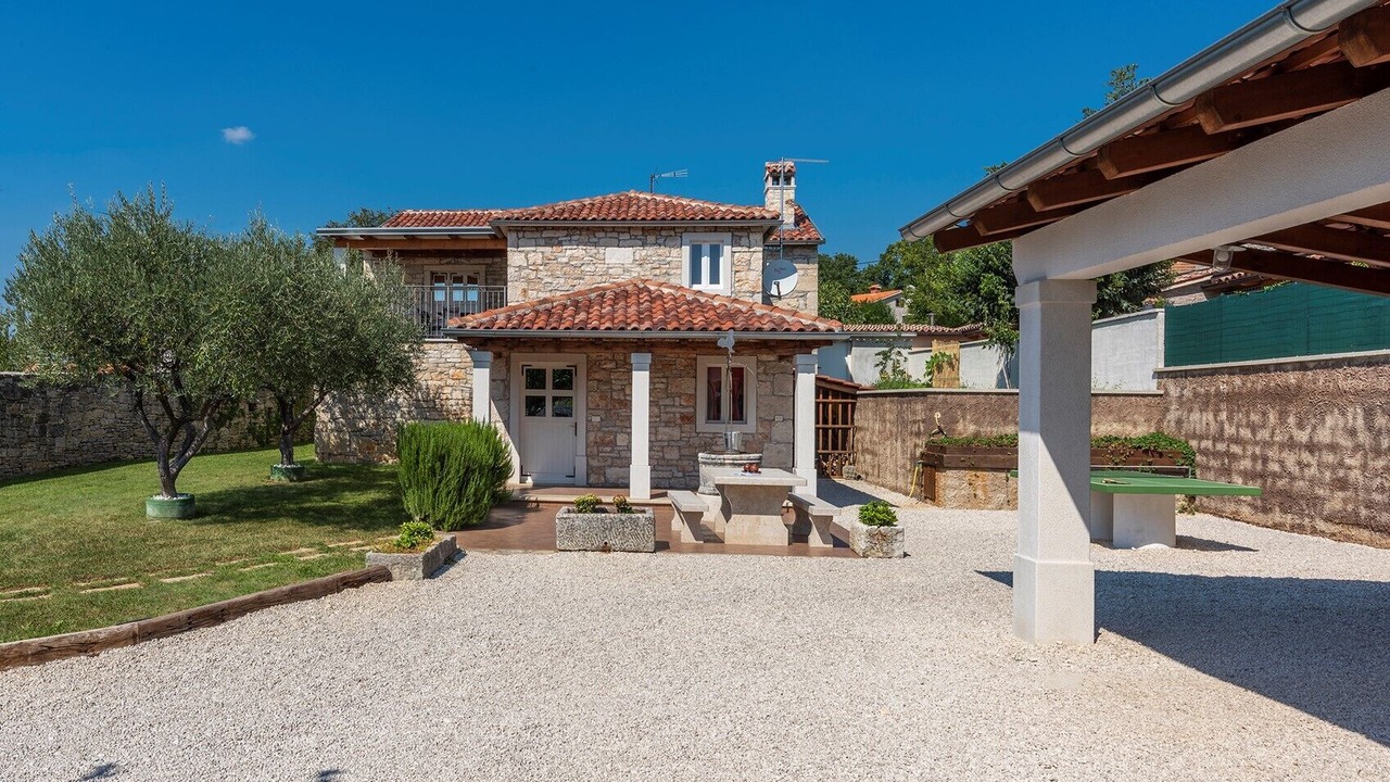 Photo of Outdoor in Mofardini