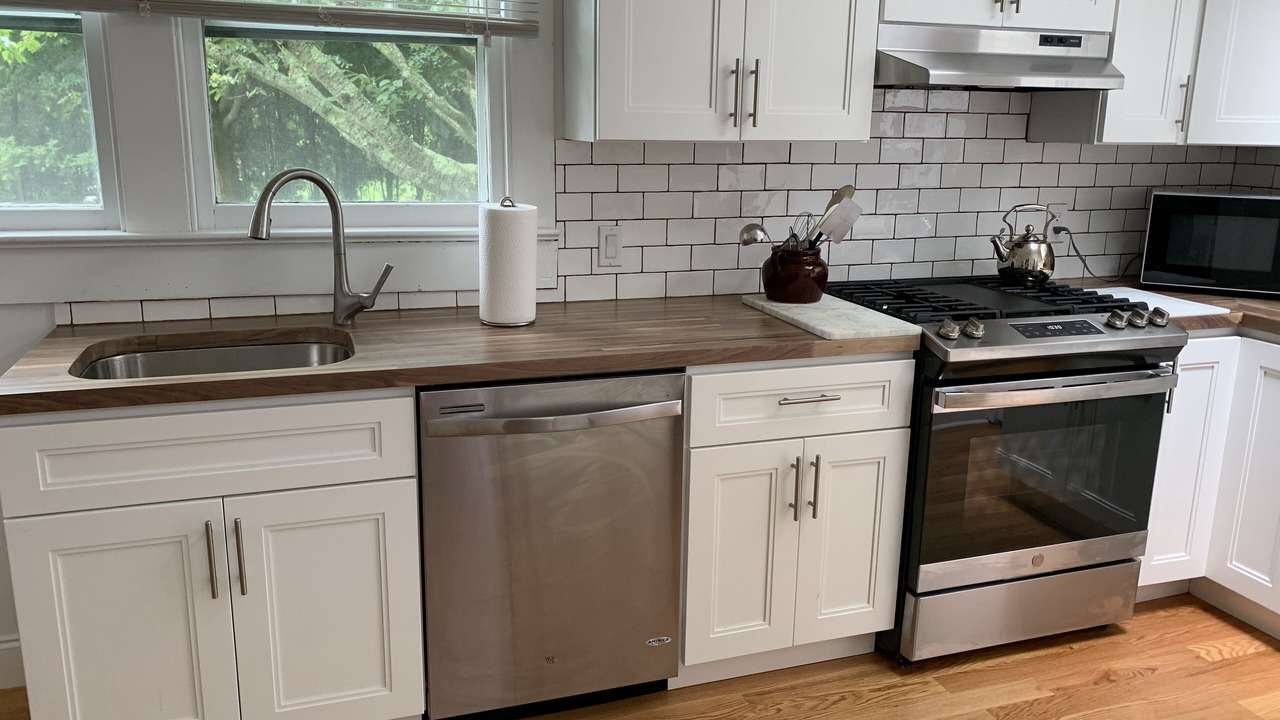 Photo of Kitchen in Village of Southampton