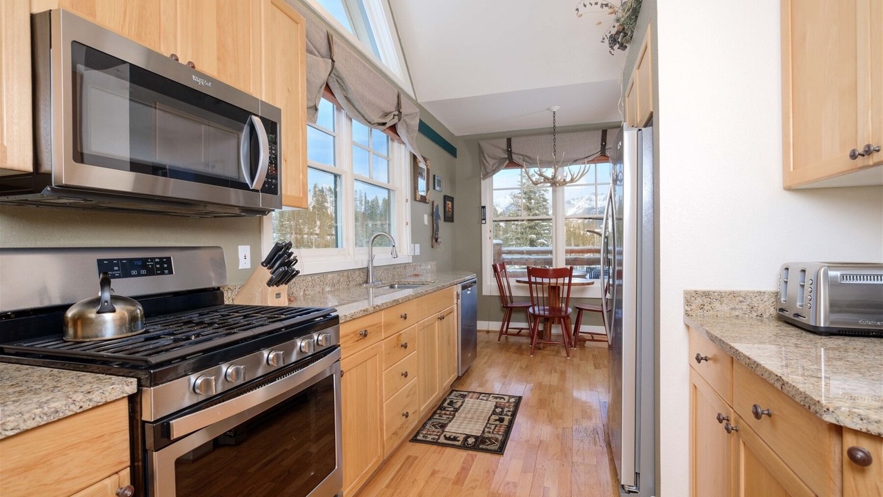 Photo of Kitchen in Saddle Ridge