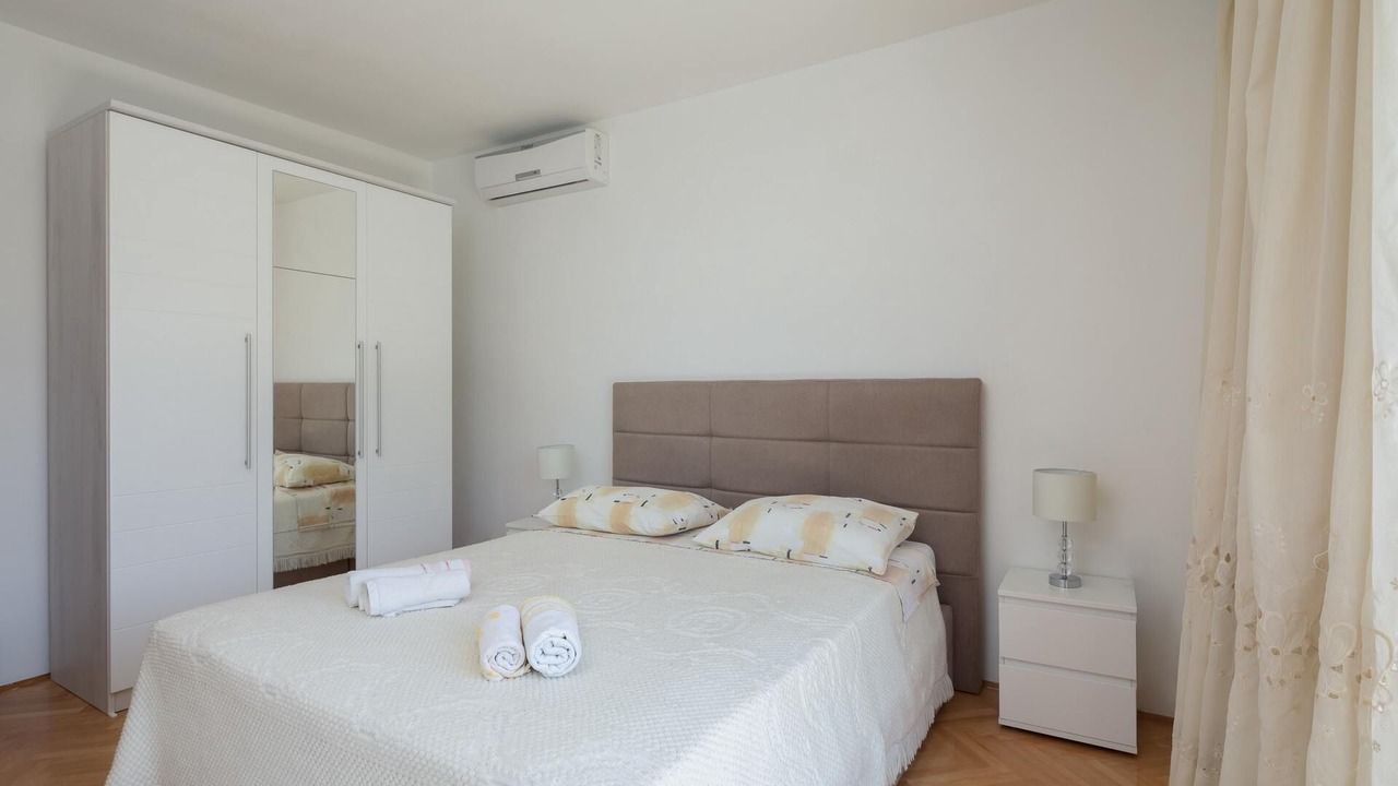 Photo of Bedroom in Slatine