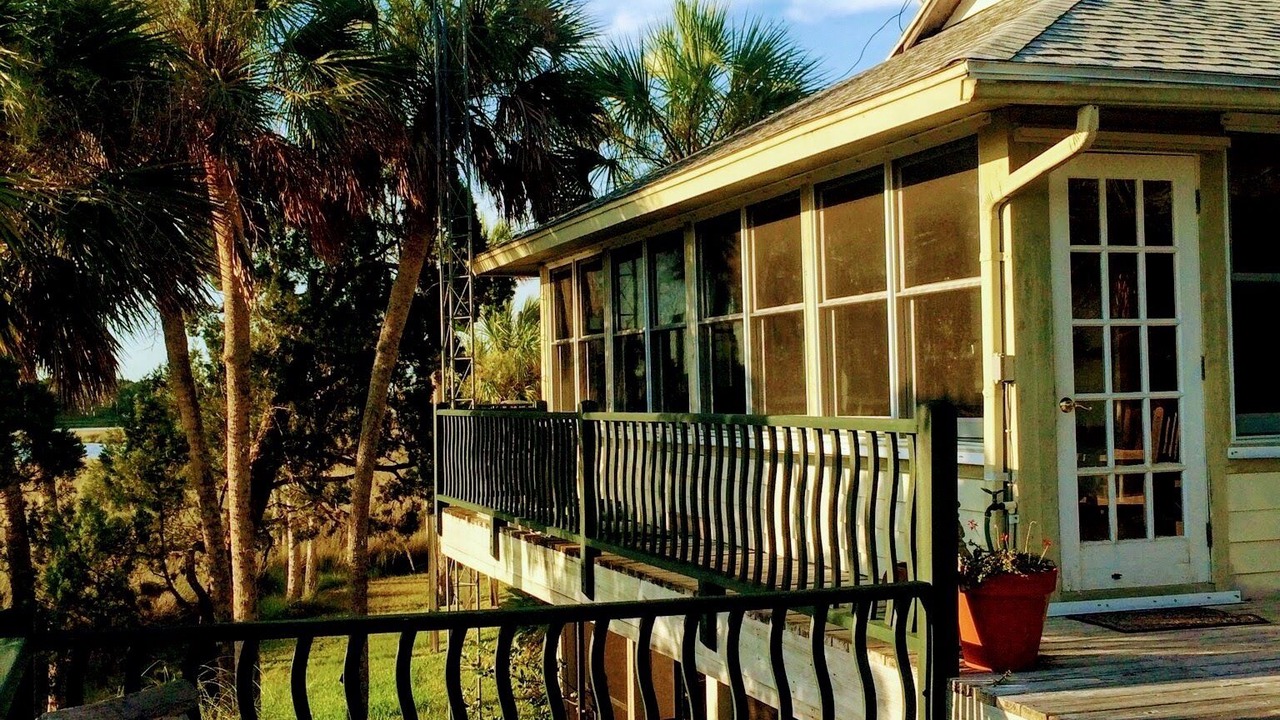 Photo of Patio Balcony in Old Homosassa
