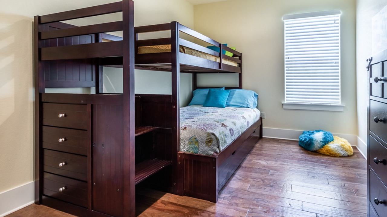 Photo of Bedroom in Santa Rosa Beach