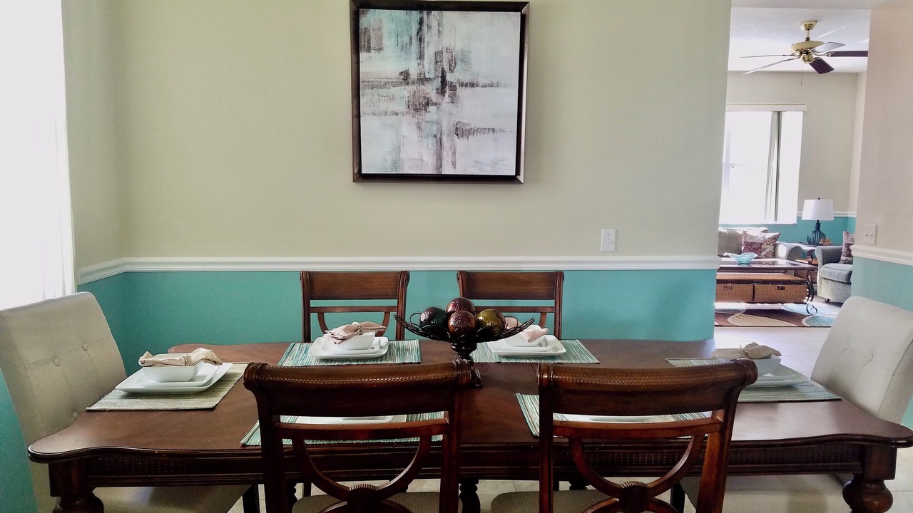 Photo of Livingroom in Windwood Bay