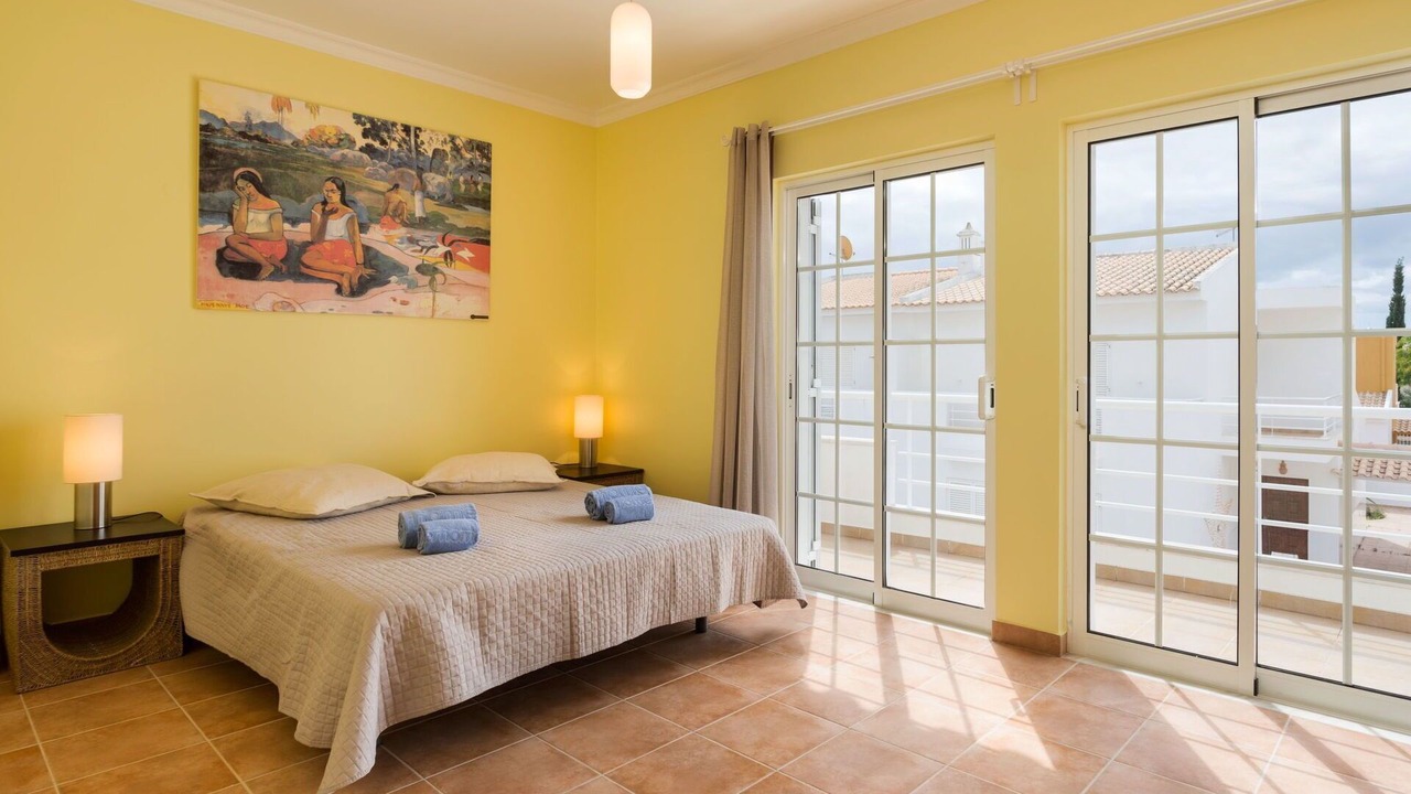 Photo of Bedroom in Pera