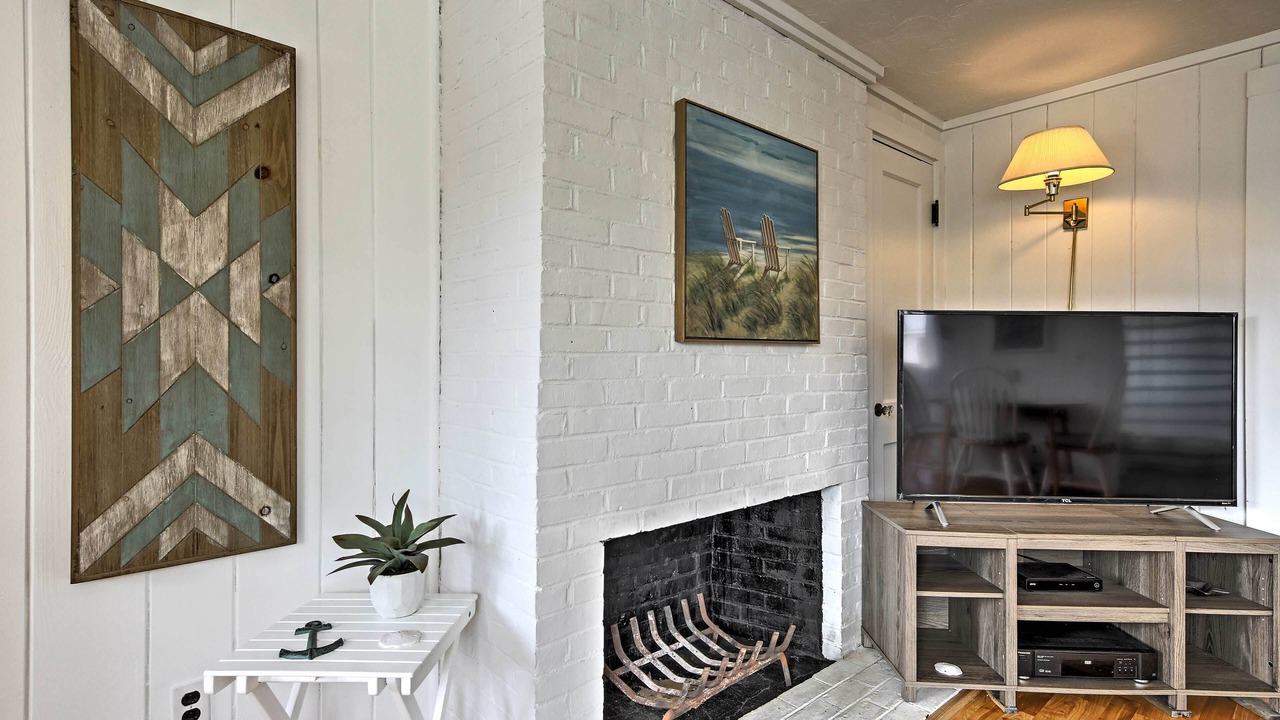 Photo of Livingroom in West Hyannisport