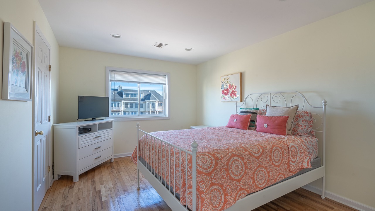Photo of Bedroom in West Hampton Dunes