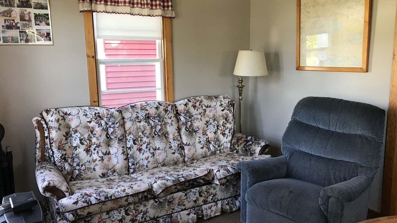 Photo of Livingroom in Frontenac