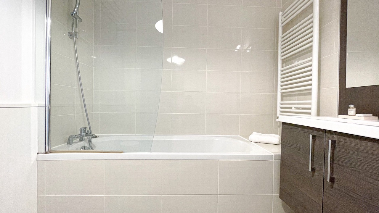 Photo of Bathroom in Bassins a Flot