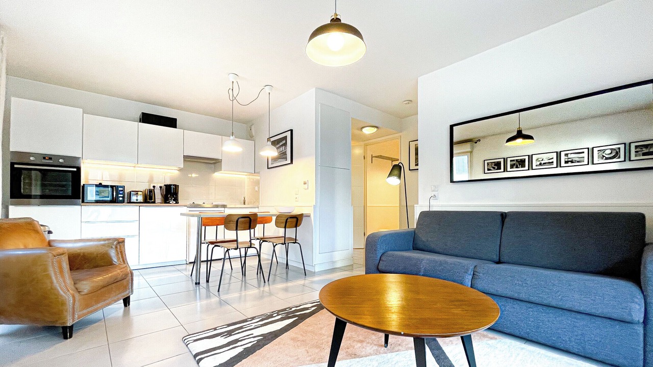Photo of Livingroom in Bassins a Flot