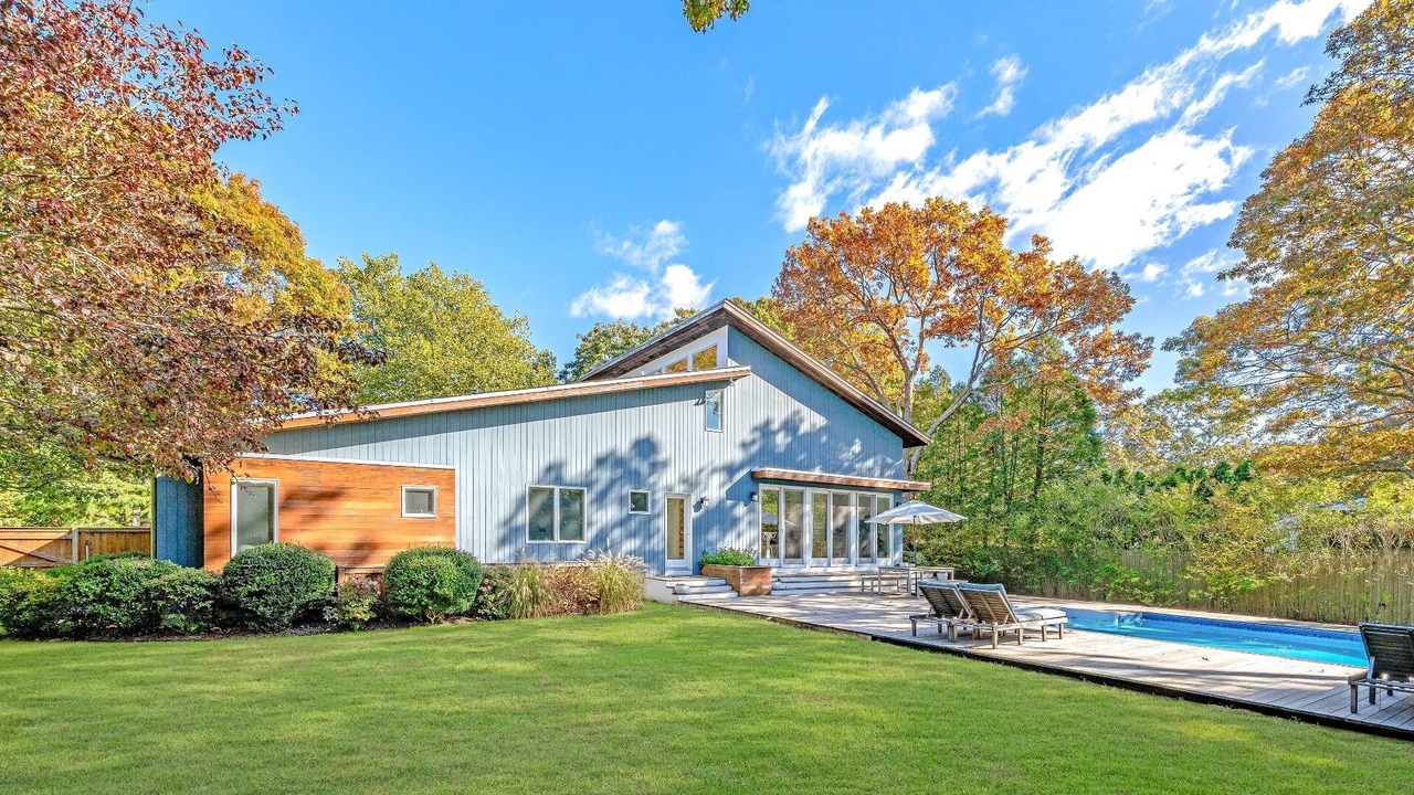 Photo of Outdoor in Hampton Bays
