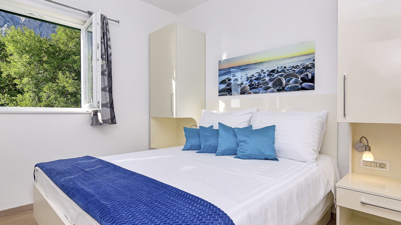Photo of Bedroom in Bast
